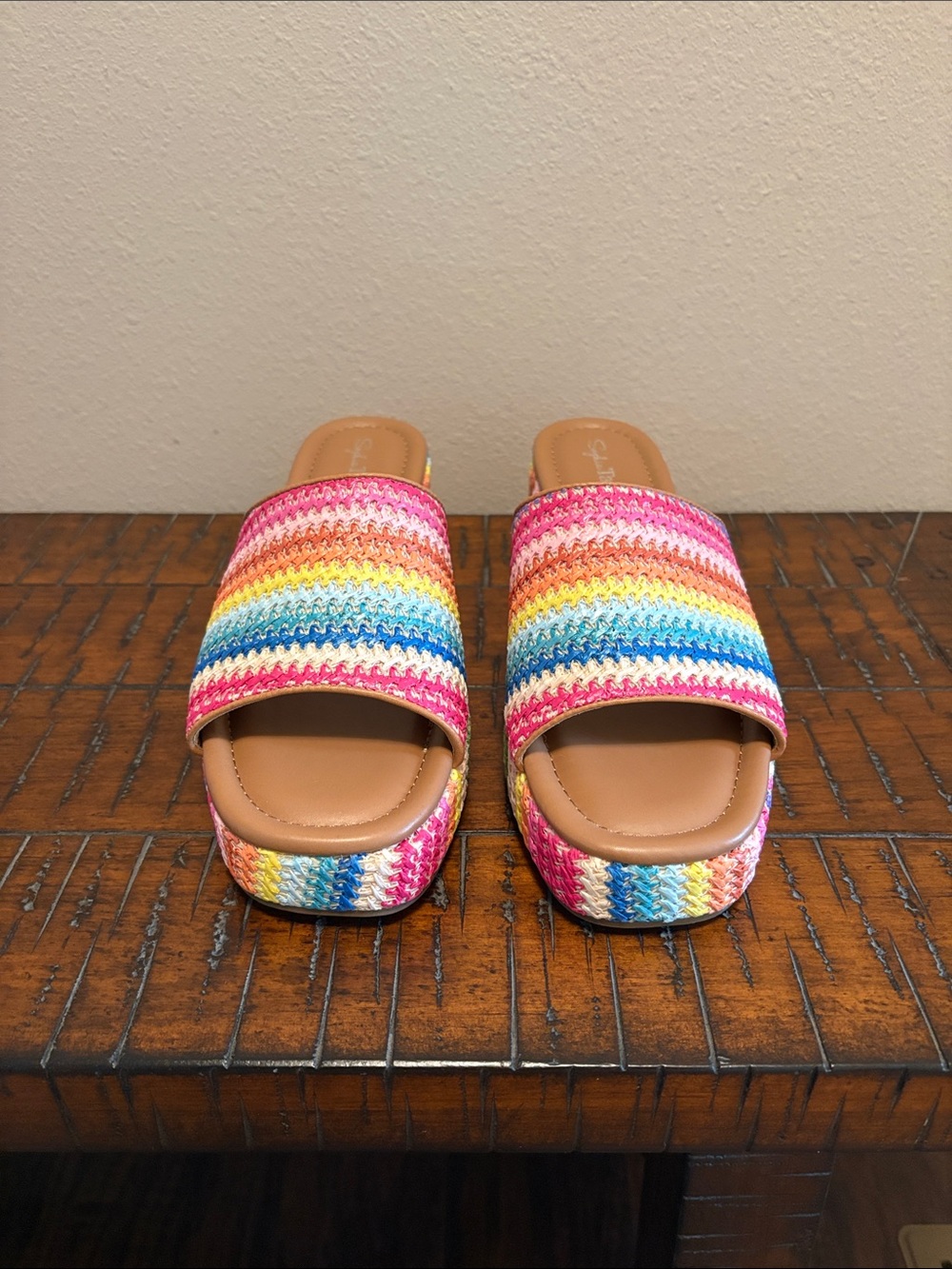 Sophia Taylor Rainbow Multicolor Stripe Slide Sandals - Size 10 - Picture 2 of 7